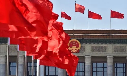 聚焦兩會(huì) 三大“熱詞”解讀中國(guó)式發(fā)展道路 聚焦兩會(huì) 三大“熱詞”解讀中國(guó)式發(fā)展道路