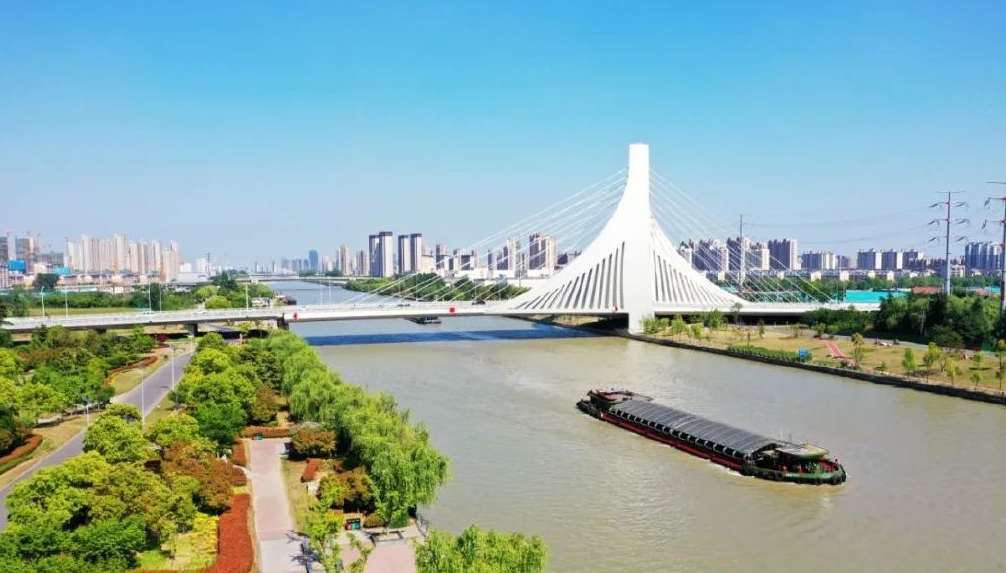 淮安新征程:新月涂裝噴塑設(shè)備安裝初步進行中! 淮安新征程:新月涂裝噴塑設(shè)備安裝初步進行中!